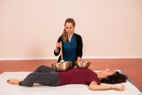 Gastkurs: Yin Yoga und Klangschalen-Massage